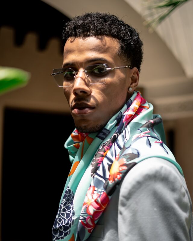 Wrapped in wind.
Watching through sapphire glass.

ZAHARA زهرة — from Marrakech, with edge.

#WearTheBloom #CONSTASY #MadeInLight #MadeinGreece #ZAHARA #SS25 #Marrakech