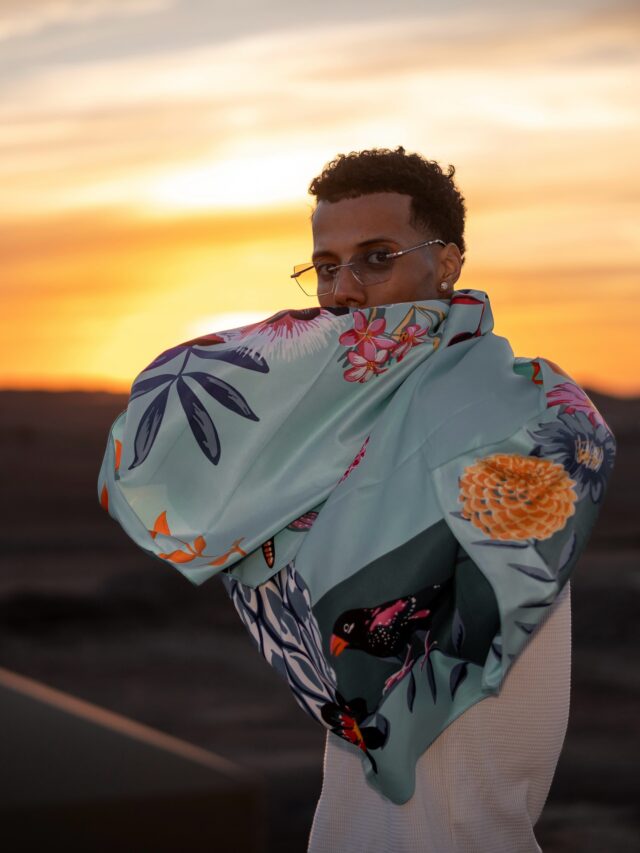 He didn’t wear the scarf — he became the mirage. 💫

Where florals bloom in silk and silence and the desert forgets it was ever dry.

#CONSTASY #Zahara #SS25 — seen at sunset, felt forever.

#ZAHARAcollection #SilkScarf #Sunglasses #Marrakech #AgafayGlow #FromGreeceWithFire